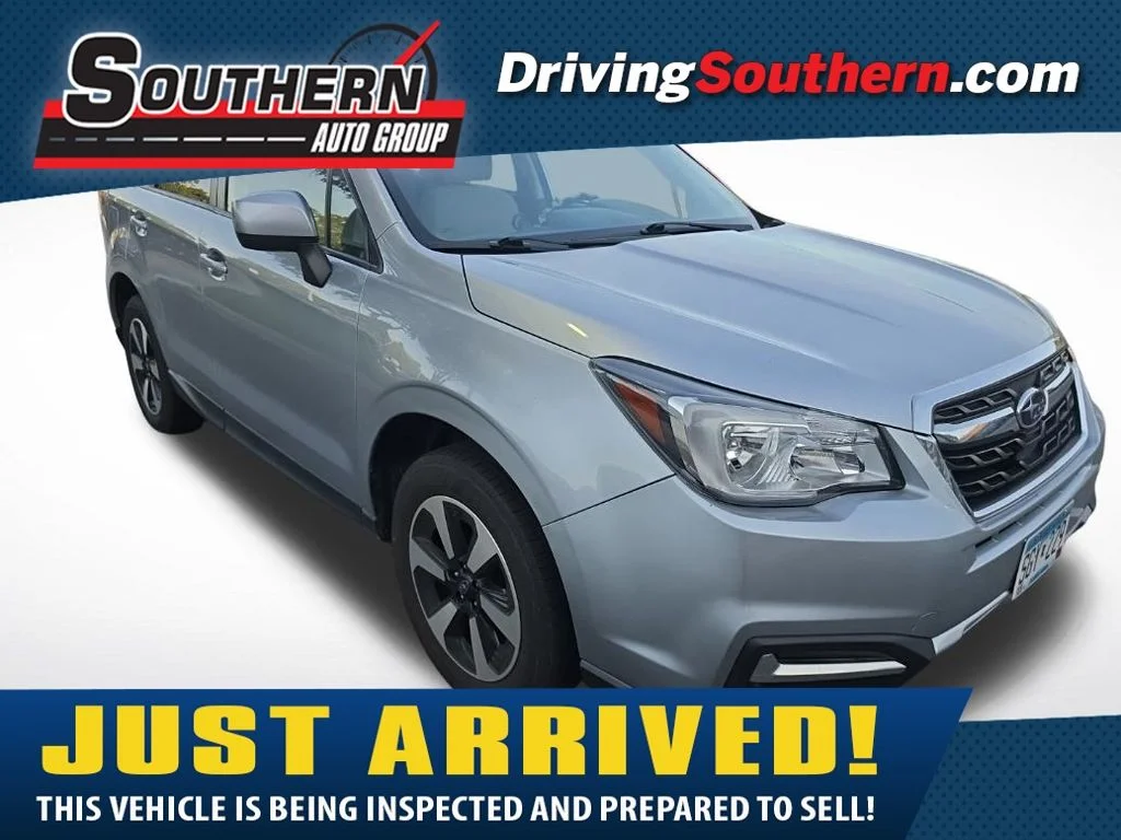Used 2018 Silver Subaru 2.5i Premium image 1