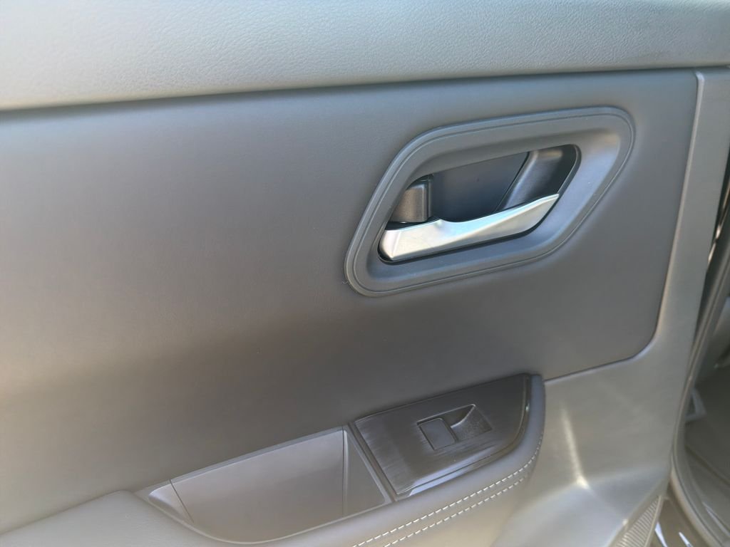 New 2026 Nissan Rogue SV 4D Sport Utility