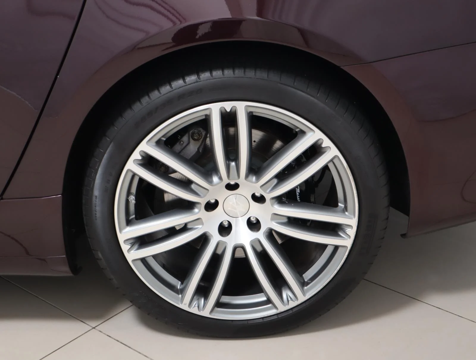 Used 2017 Red Maserati S Q4 GranLusso 3.0L image 8