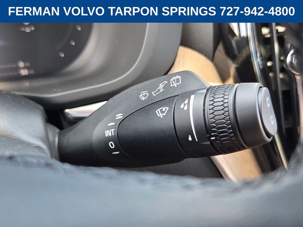 New 2026 Onyx Black Volvo Core image 32