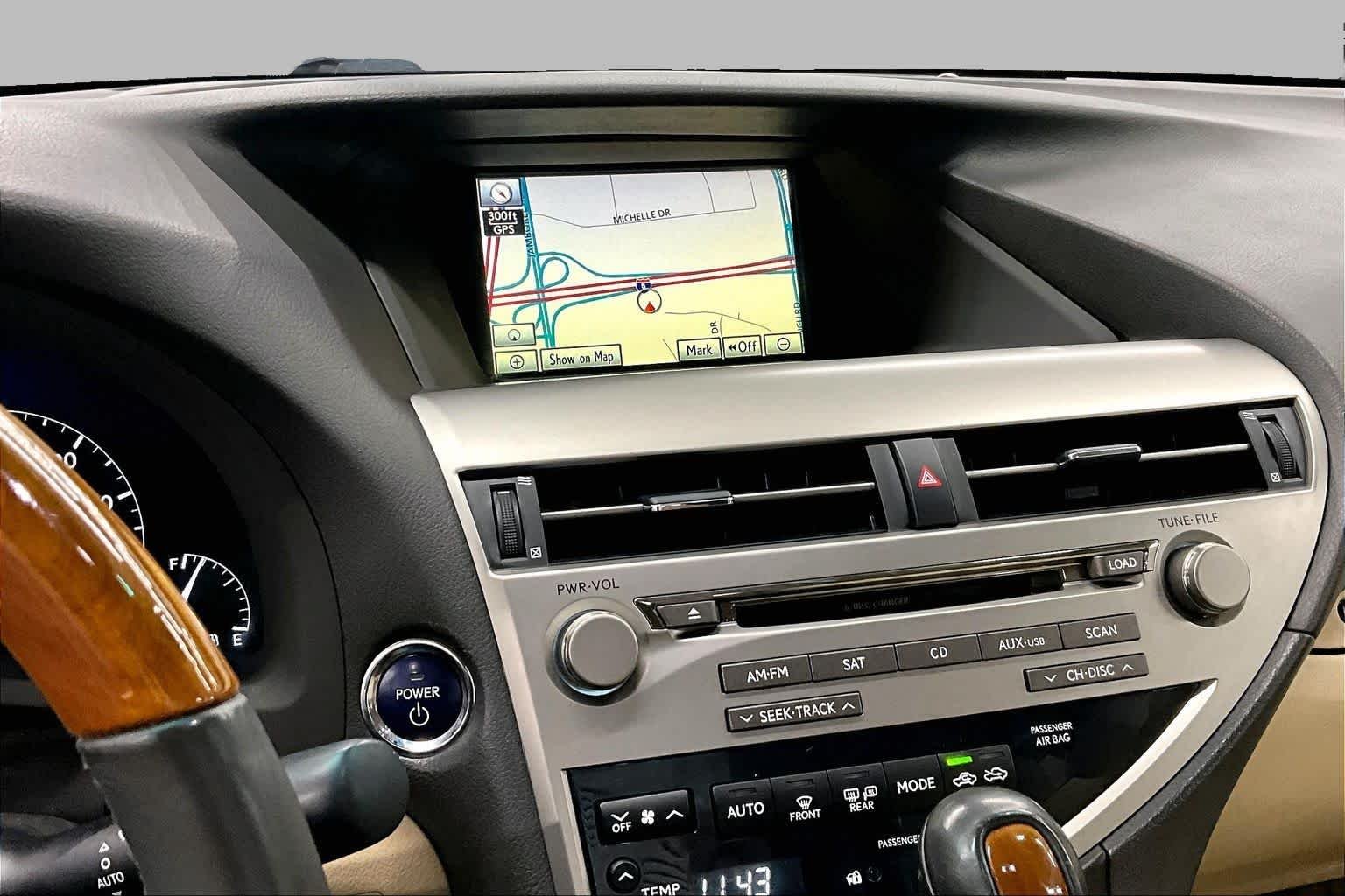 Used 2010 Starfire Pearl Lexus  image 6