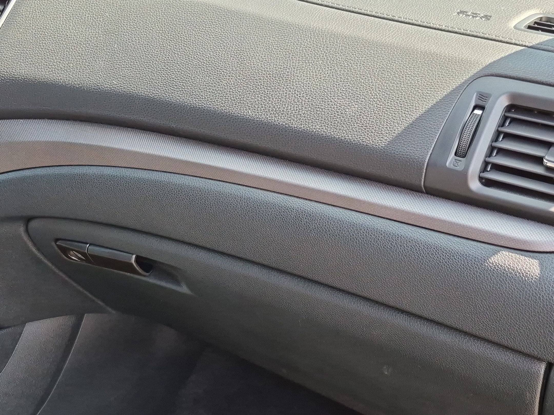 Certified Used 2023 Sonic Gray Pearl Honda RTL image 32