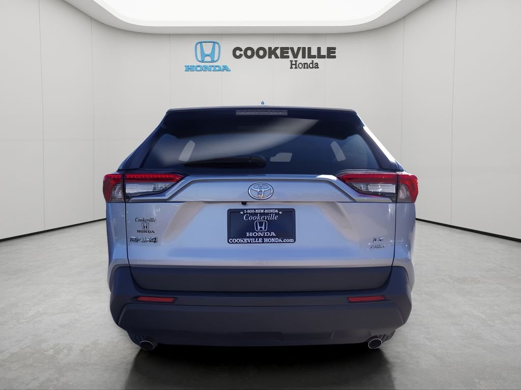 Used 2025 Silver Sky Metallic Toyota LE image 4