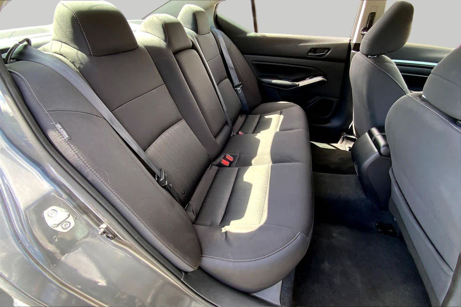 Used 2023 Gun Metallic Nissan 2.5 SV image 19