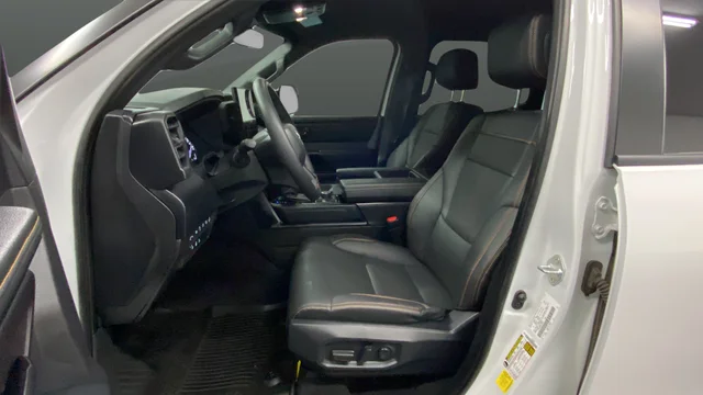 Used 2025 Ice Toyota SR5 image 9