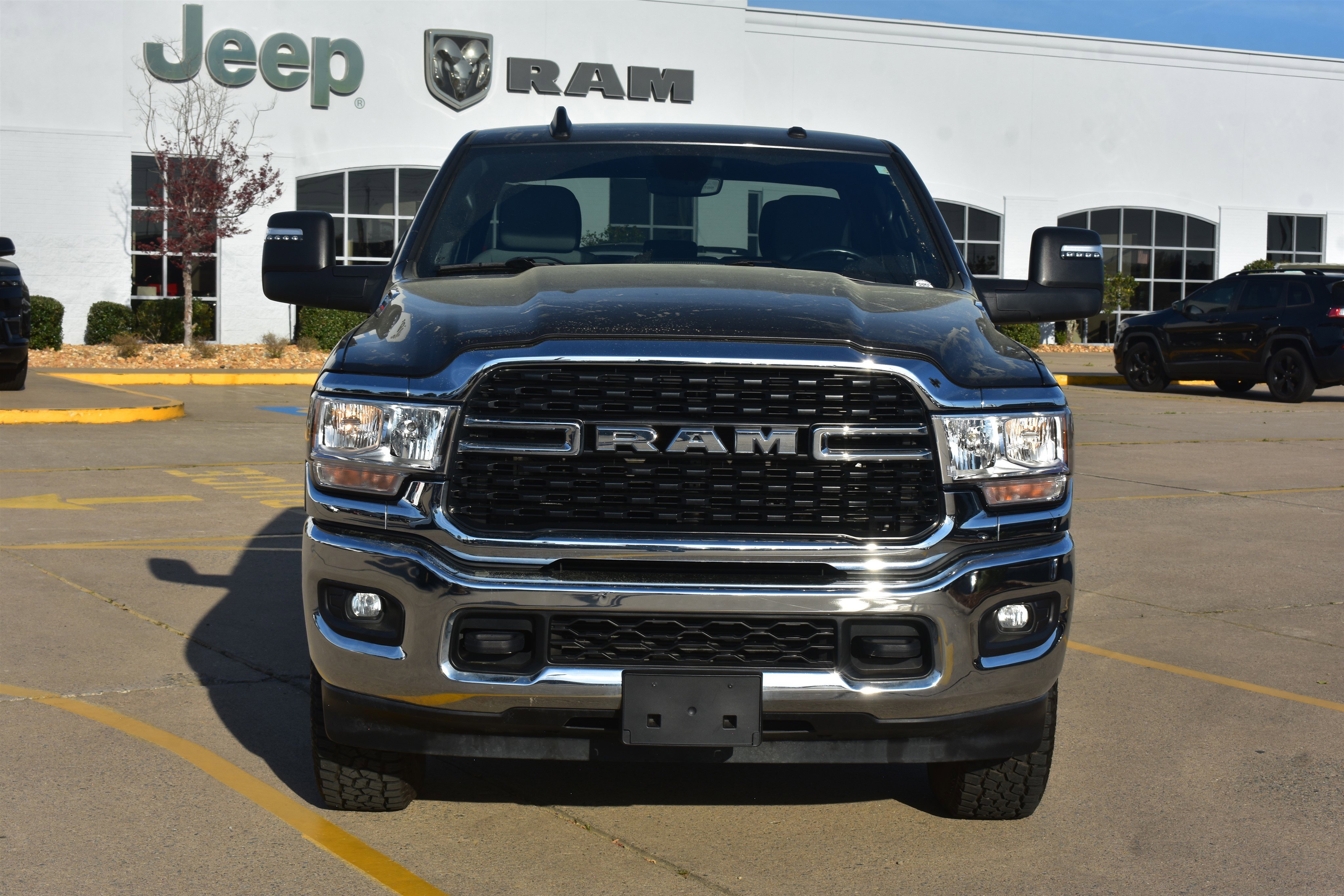 Used 2024 RAM Ram 3500 Pickup Big Horn with VIN 3C63R3HL7RG339132 for sale in Little Rock