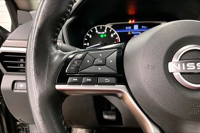 Used 2024 Gun Metallic Nissan Platinum image 27