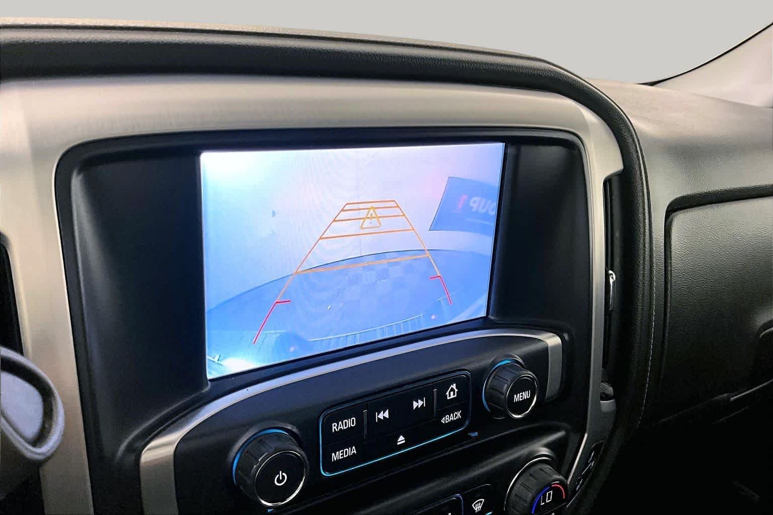 Used 2017 White Frost Tricoat GMC SLT image 26