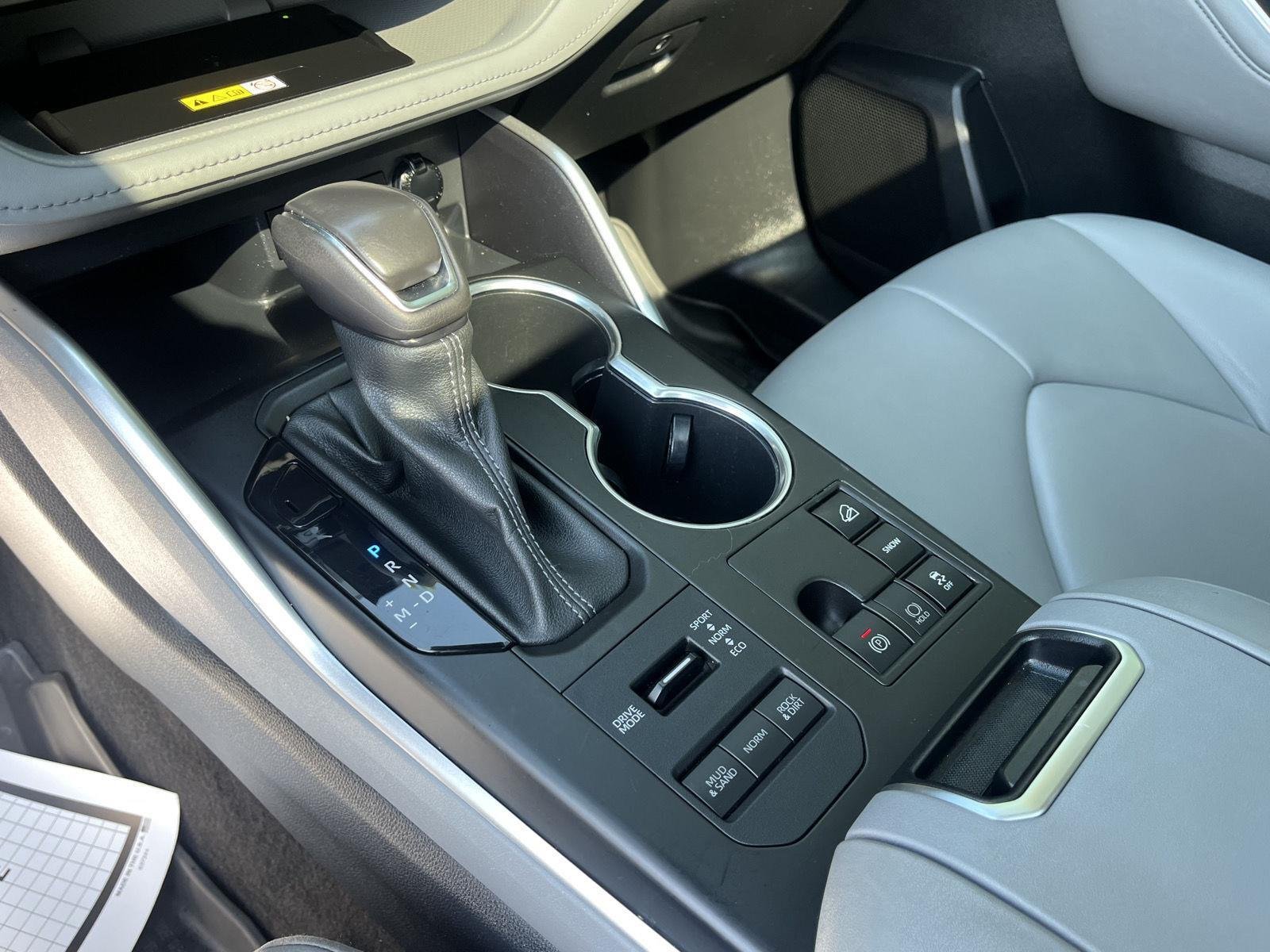 Used 2023 Celestial Silver Metallic Toyota XLE image 27