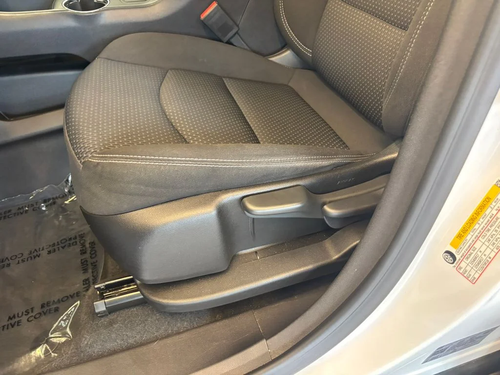 Used 2024 White GMC SLE image 14