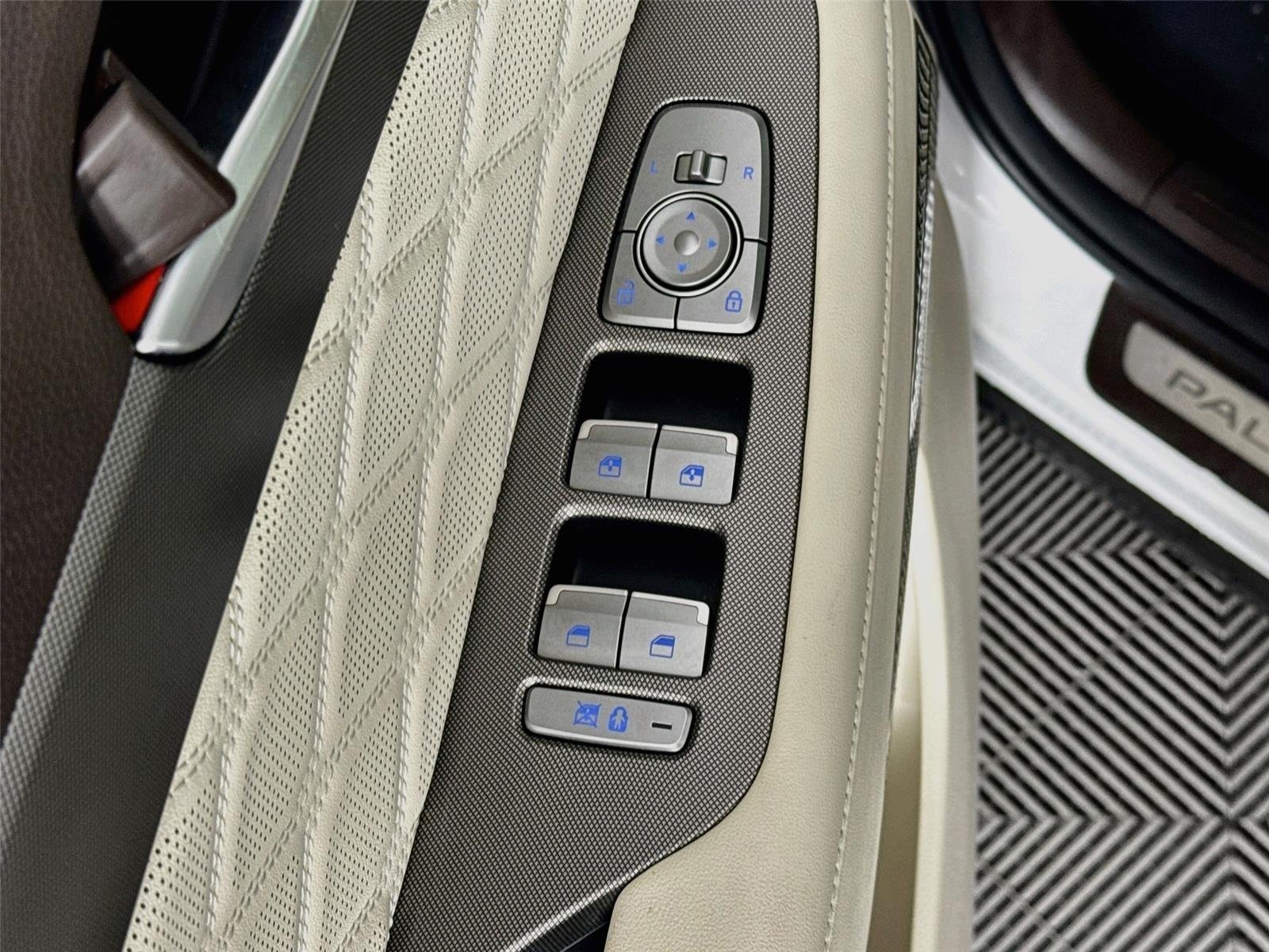 Used 2021 Hyper White Hyundai Calligraphy image 20