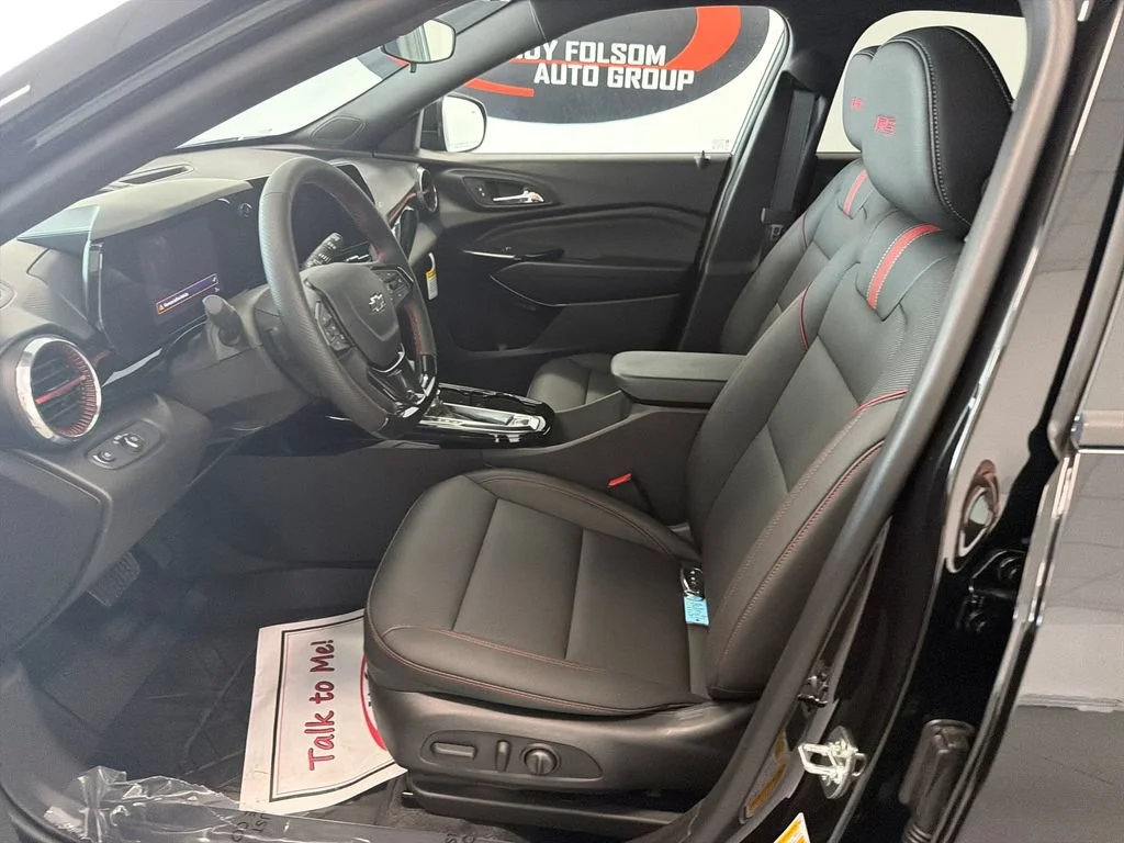 New 2026 Mosaic Black Metallic Chevrolet 2RS image 9
