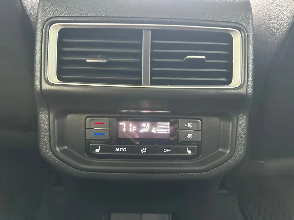 New 2026  Volkswagen 2.0T SEL Premium R-Line image 18