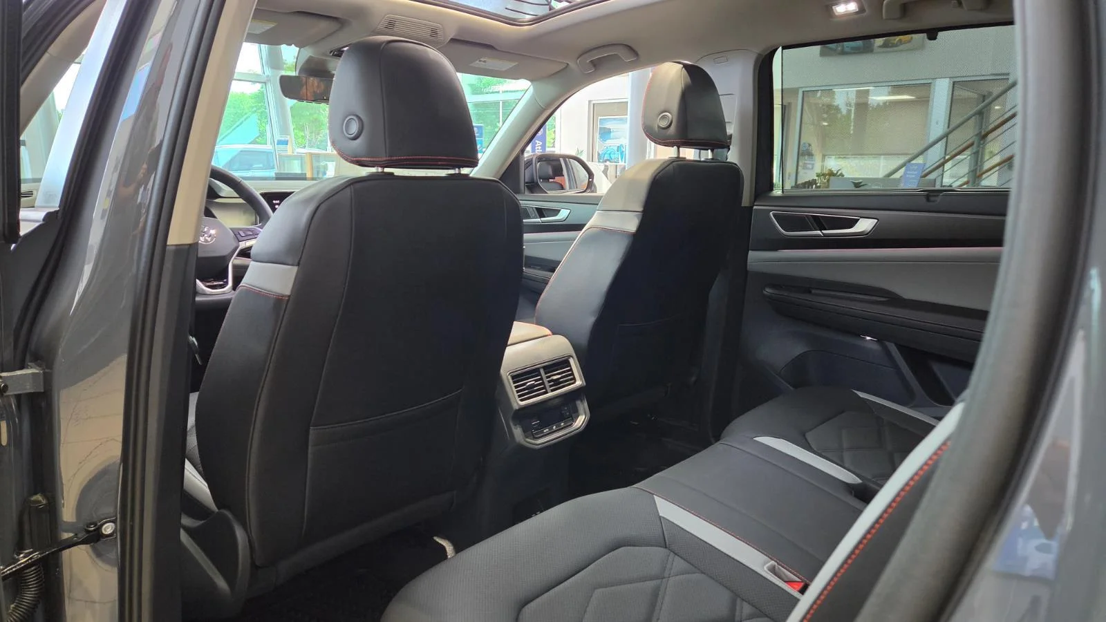 2026 Volkswagen Atlas Atlas Peak Edition - Photo 36