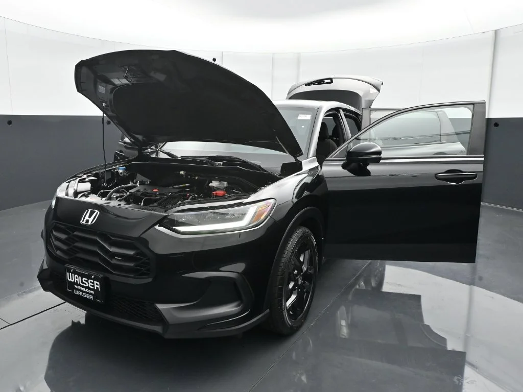 Used 2024  Honda FWD SPORT image 28