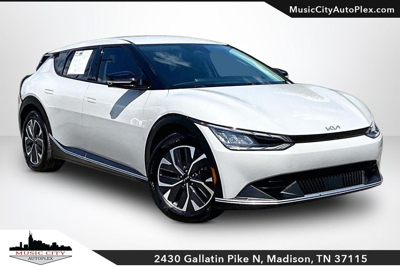 Used 2024 Glacier Kia Light Long Range image 1