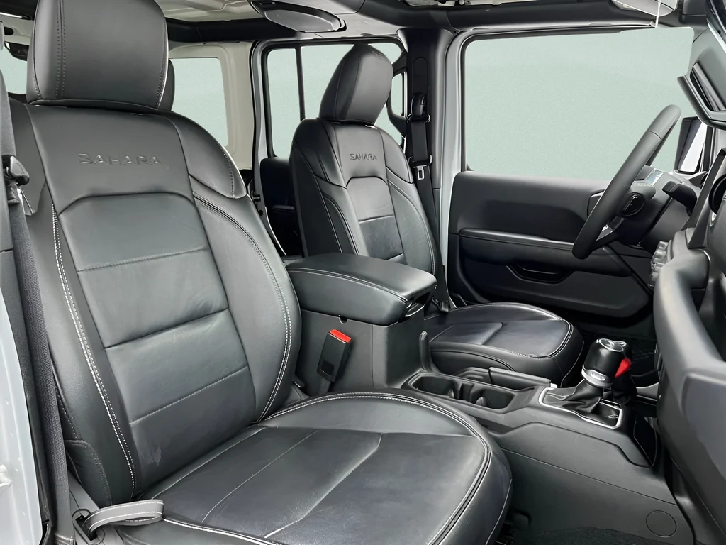 Used 2023 Silver Jeep Sahara 4xe image 22