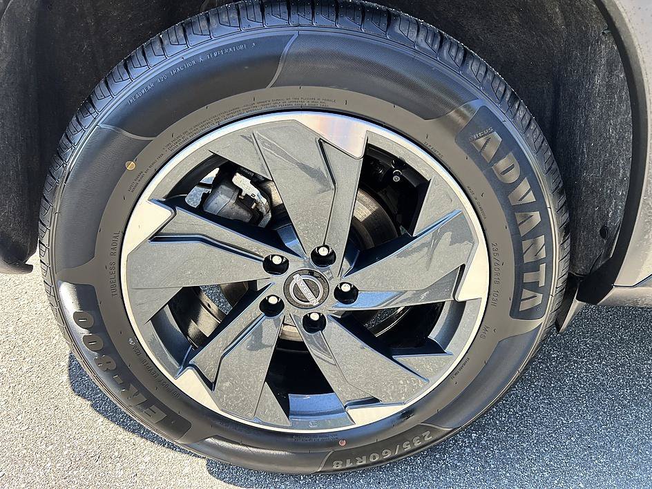 Certified Used 2025 Super Black Nissan SV image 11