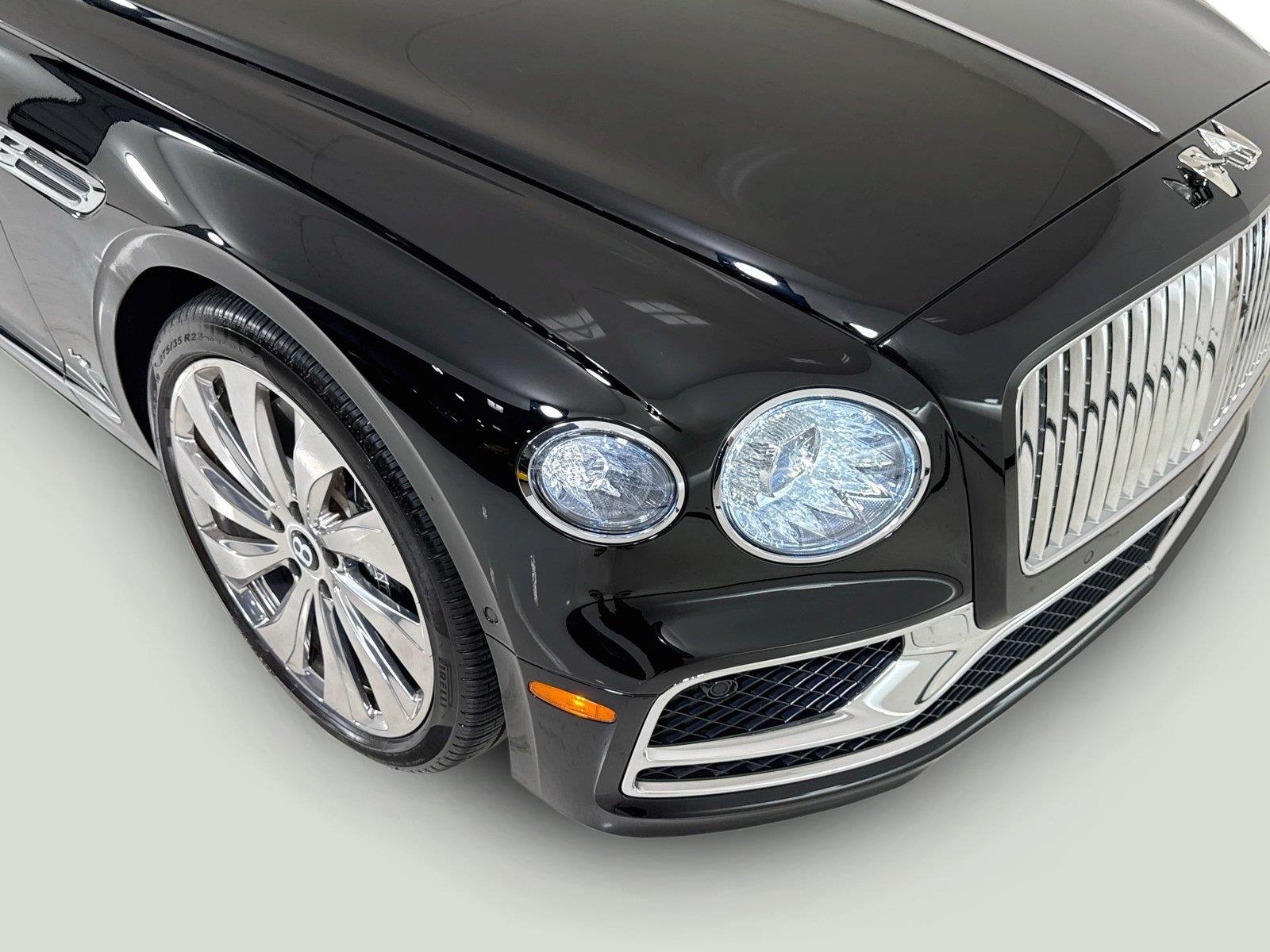 Used 2022 Beluga Bentley V8 | Mulliner Interior | Chrome 23