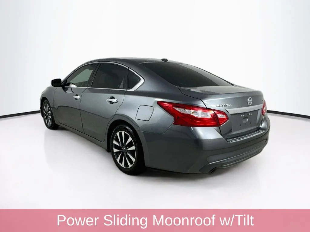 Used 2017 Gray Nissan 2.5 SL image 5
