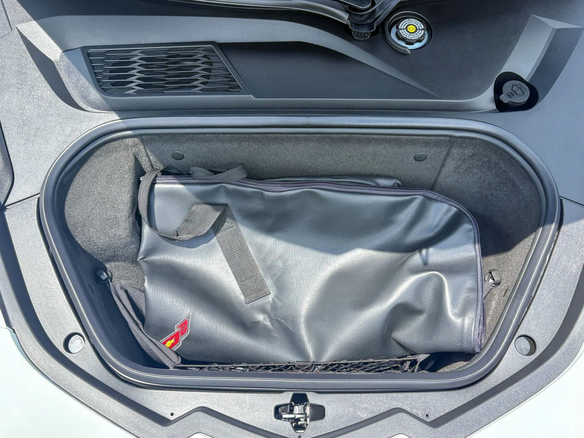 Used 2024 White Chevrolet Stingray image 41