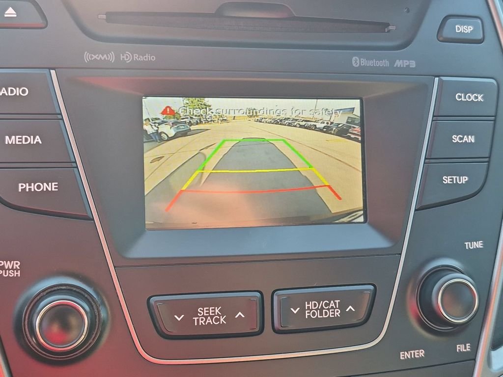 Used 2014 Black Hyundai Base image 17