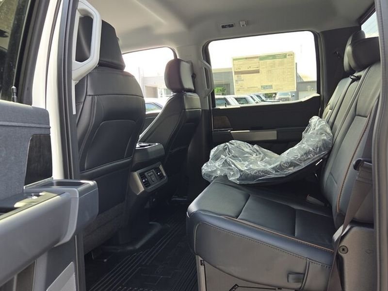 New 2026 Star White Metallic Tri-Coat Ford F-250® Lariat® image 9