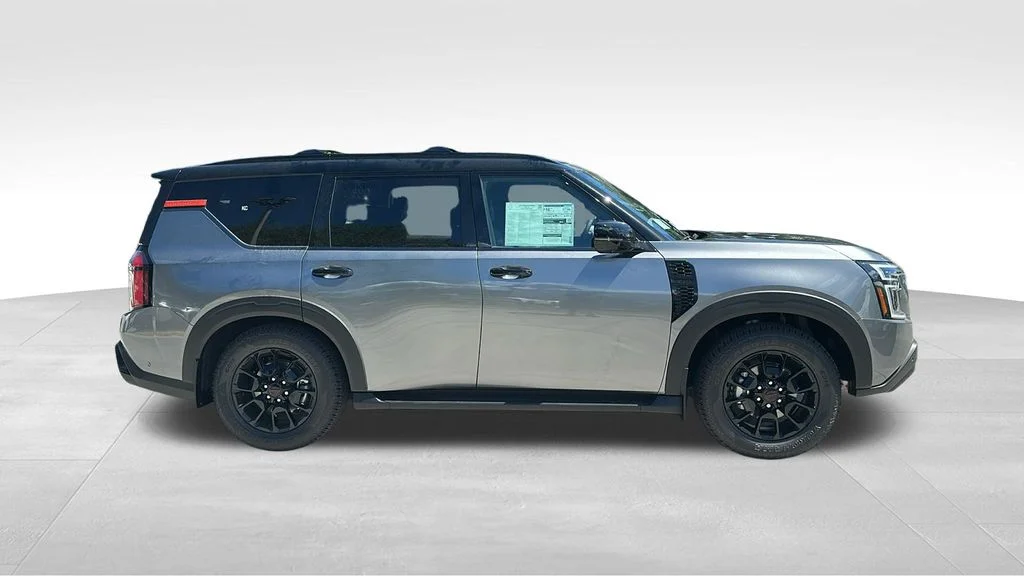 2026 Nissan Armada PRO-4X - Photo 8
