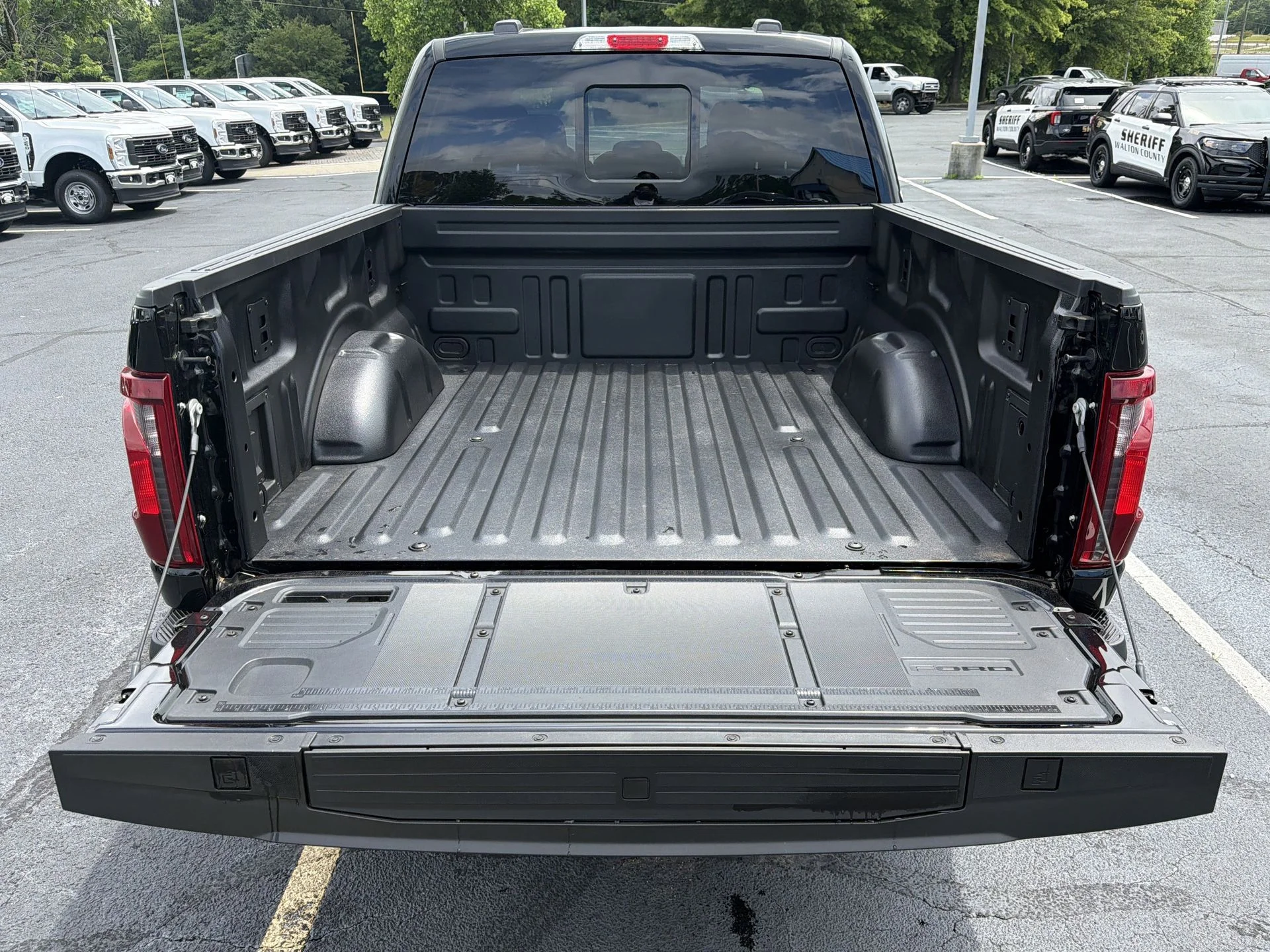New 2026 Black Ford XLT image 34