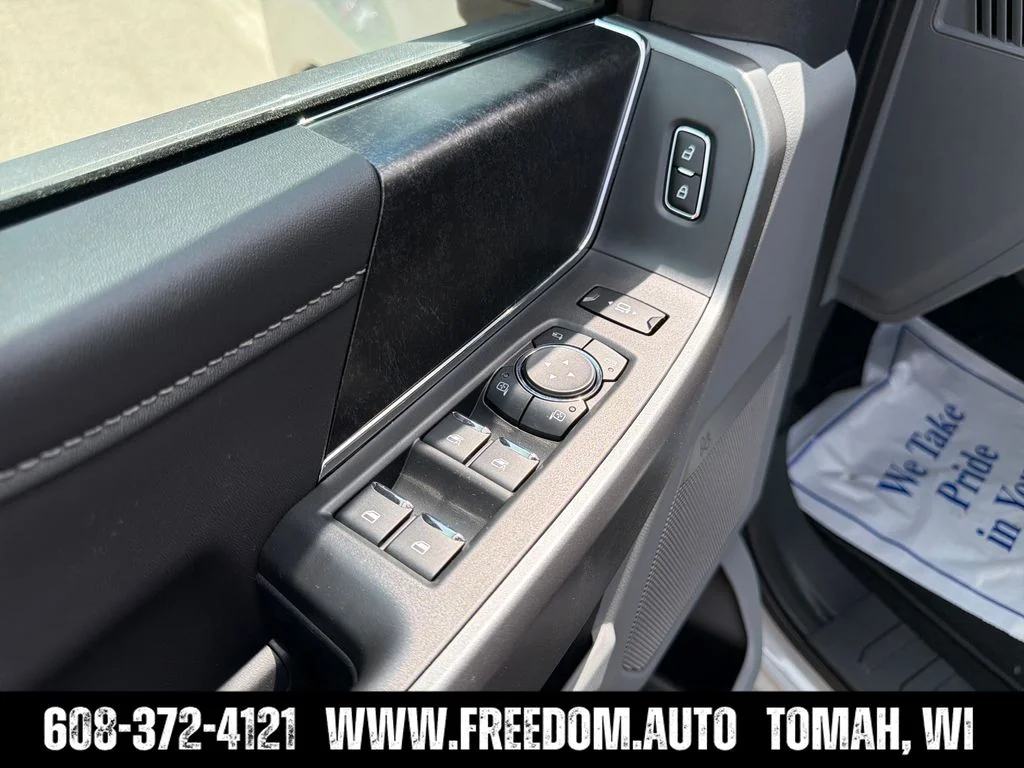 New 2026 White Ford XLT image 11