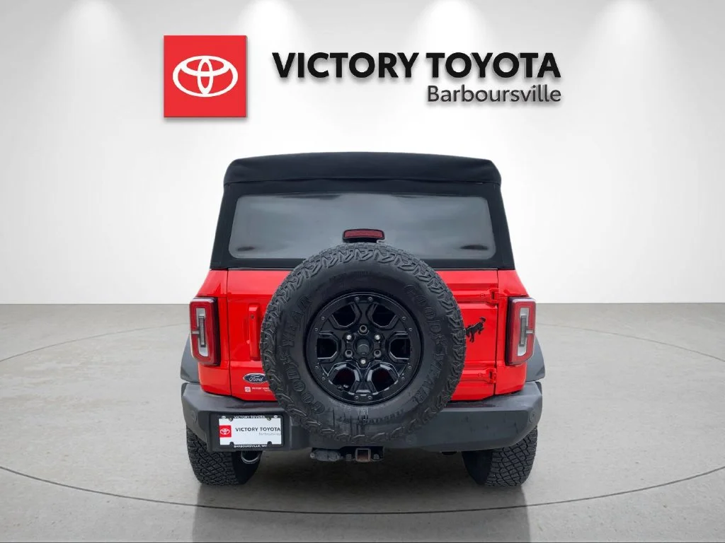 Used 2021 Red Ford Wildtrak image 4