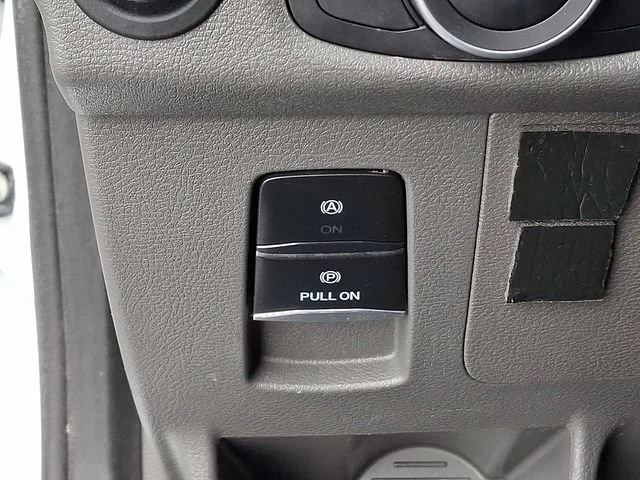 Used 2021 White Ford  image 24