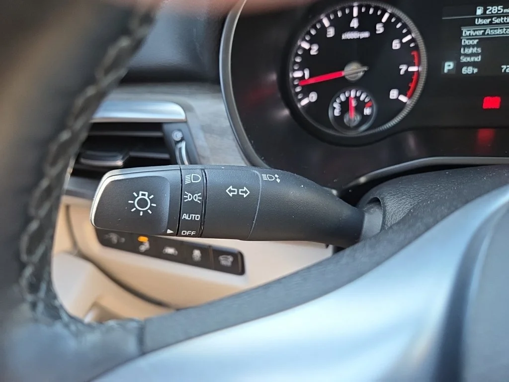 Used 2020 Gray Kia EX image 37