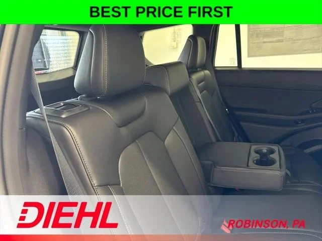New 2026 Diamond Black Crystal Pearl-Coat Exterior Paint Jeep 85th Anniversary image 12