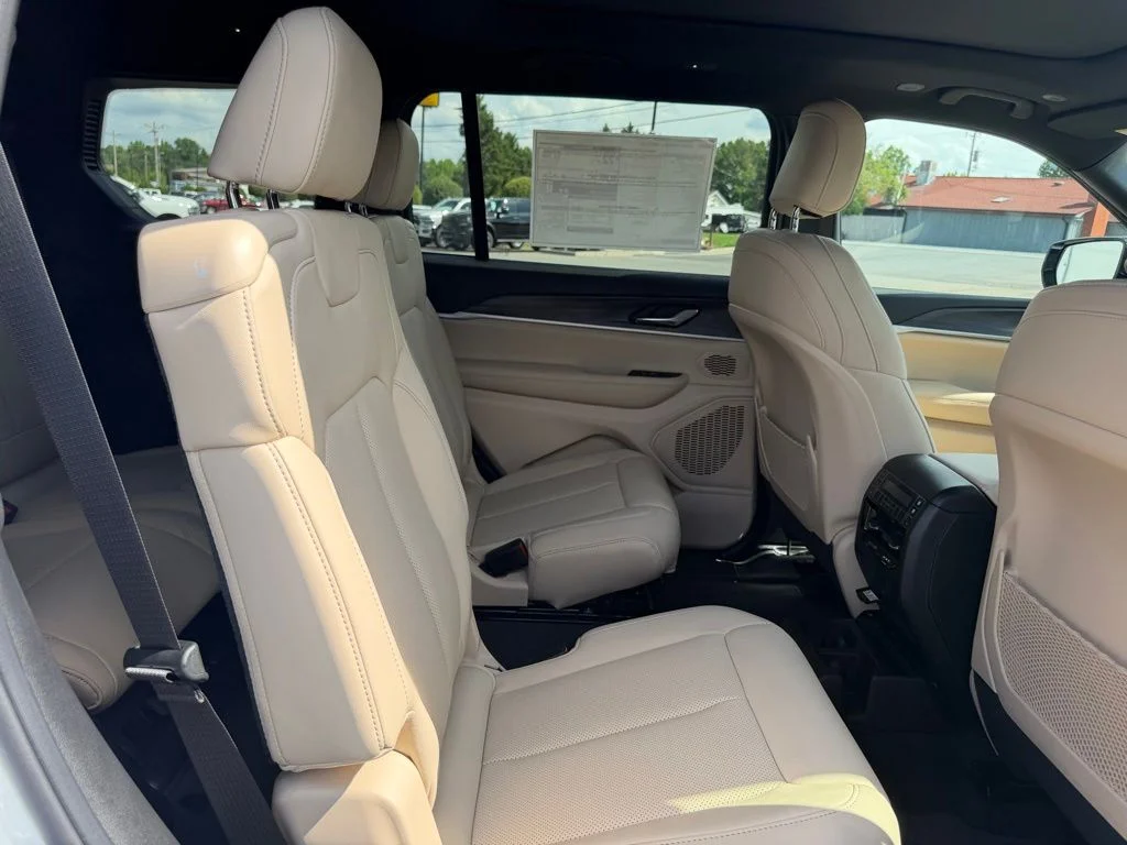 New 2026 White Jeep Limited image 36