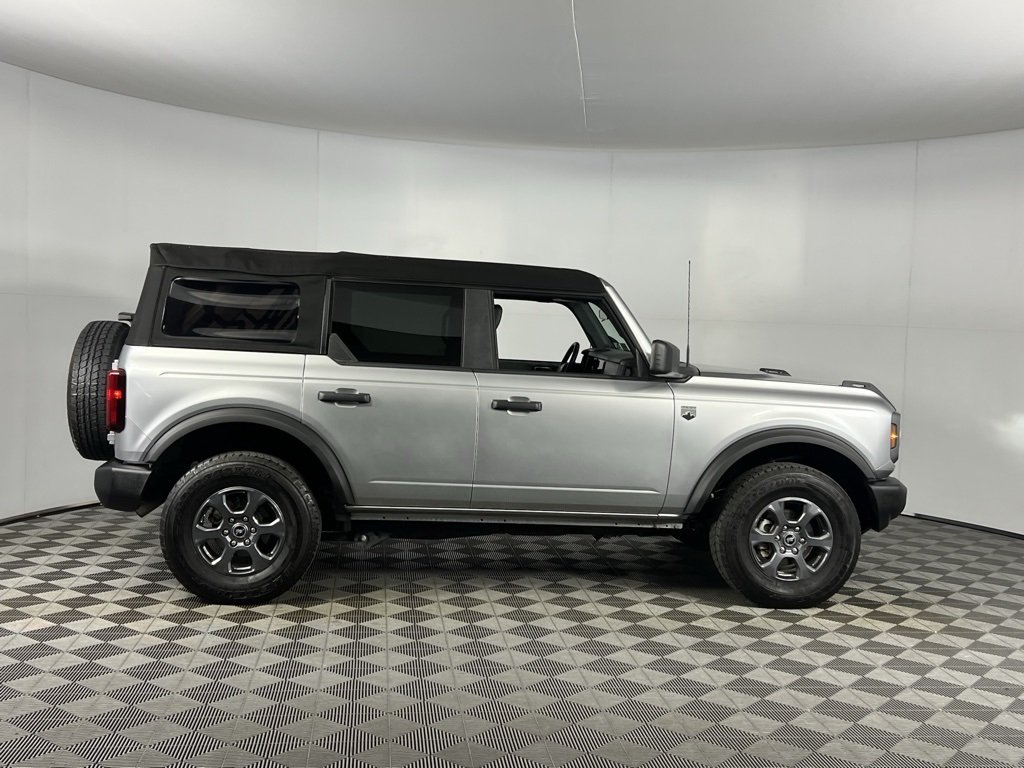 2024 Ford Bronco Big Bend photo 3