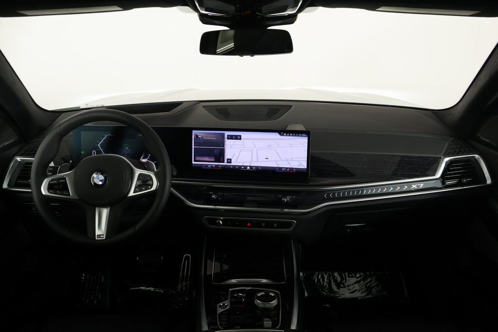 New 2027 Brooklyn Grey Metallic BMW xDrive40i image 4