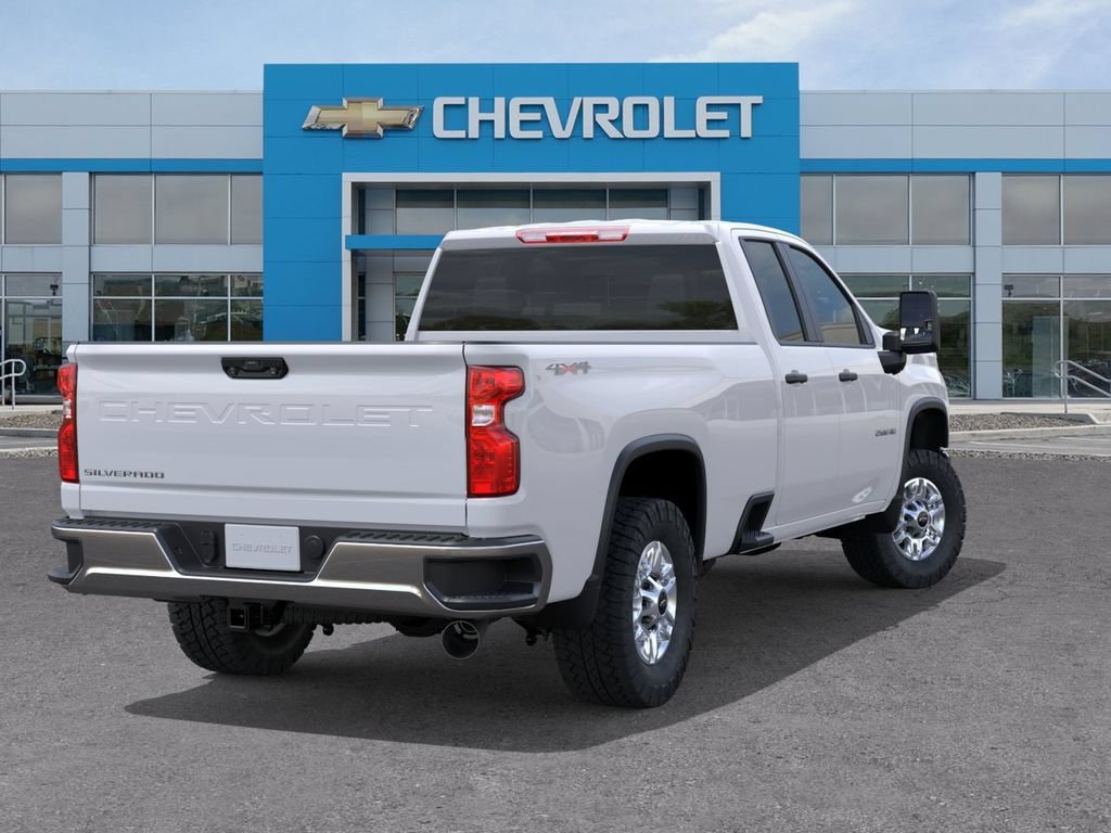 New 2026 Summit White Chevrolet WT image 4