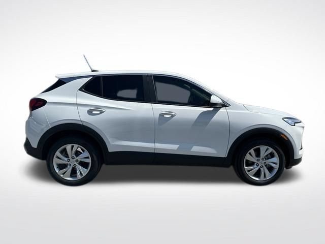 New 2026 Summit White Buick Preferred image 7