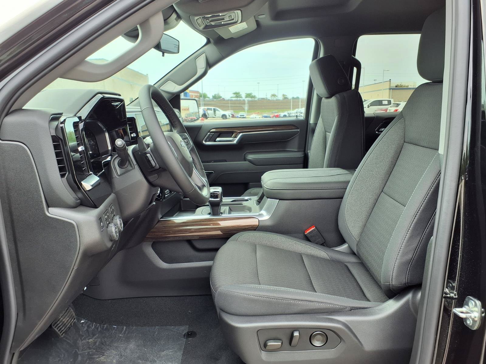 2026 Chevrolet Silverado 1500 LT Trail Boss - Photo 14