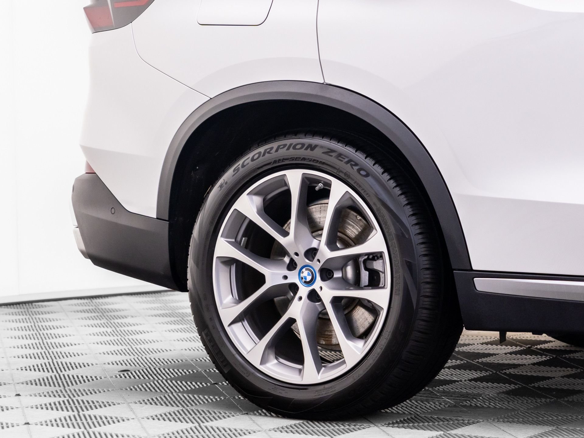 Certified Used 2024 Mineral White Metallic BMW xDrive50e image 39