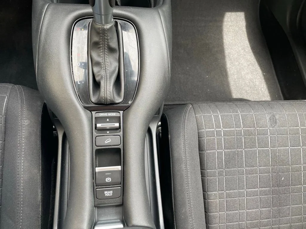 2023 Honda HR-V LX - Photo 38