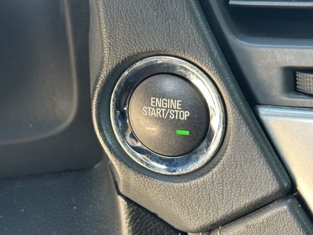Used 2019 Beige Chevrolet Premier image 22