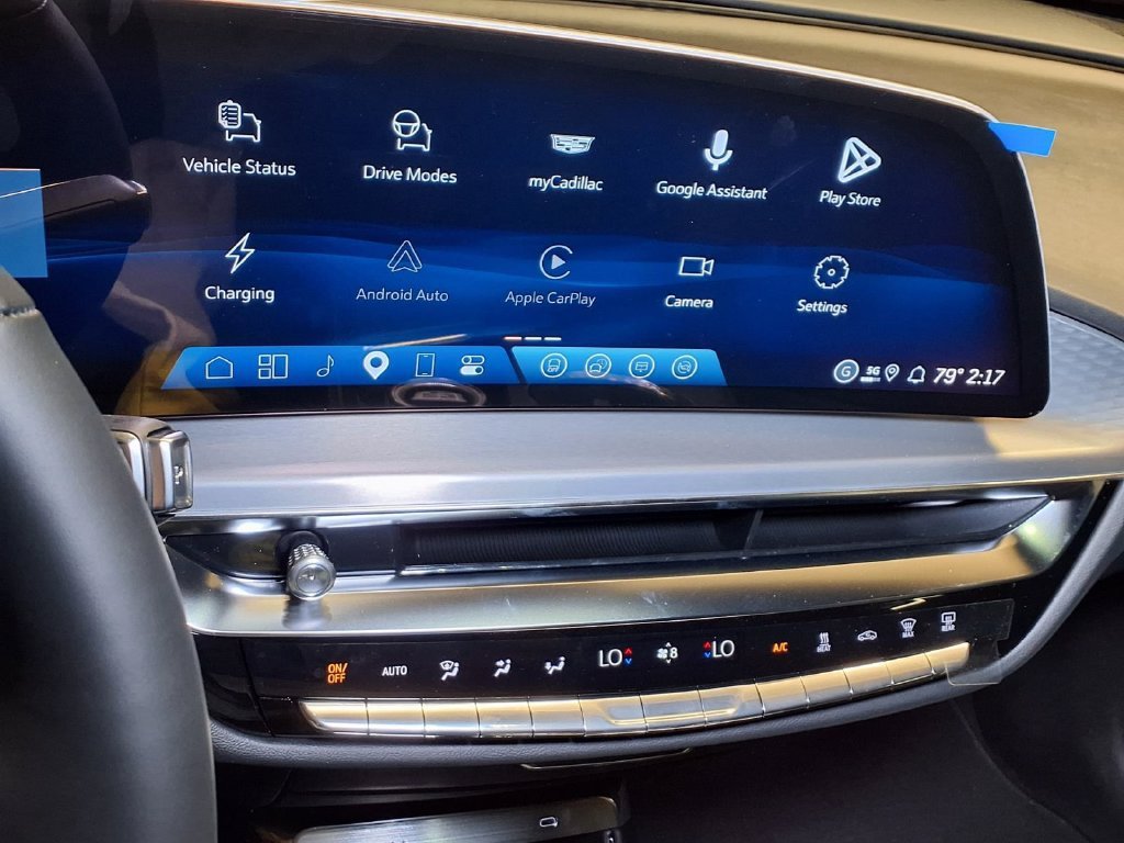 2027 Cadillac LYRIQ Sport - Photo 18