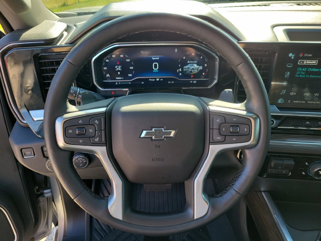 Used 2023 STERLING GRAY METALLIC Chevrolet RST image 23