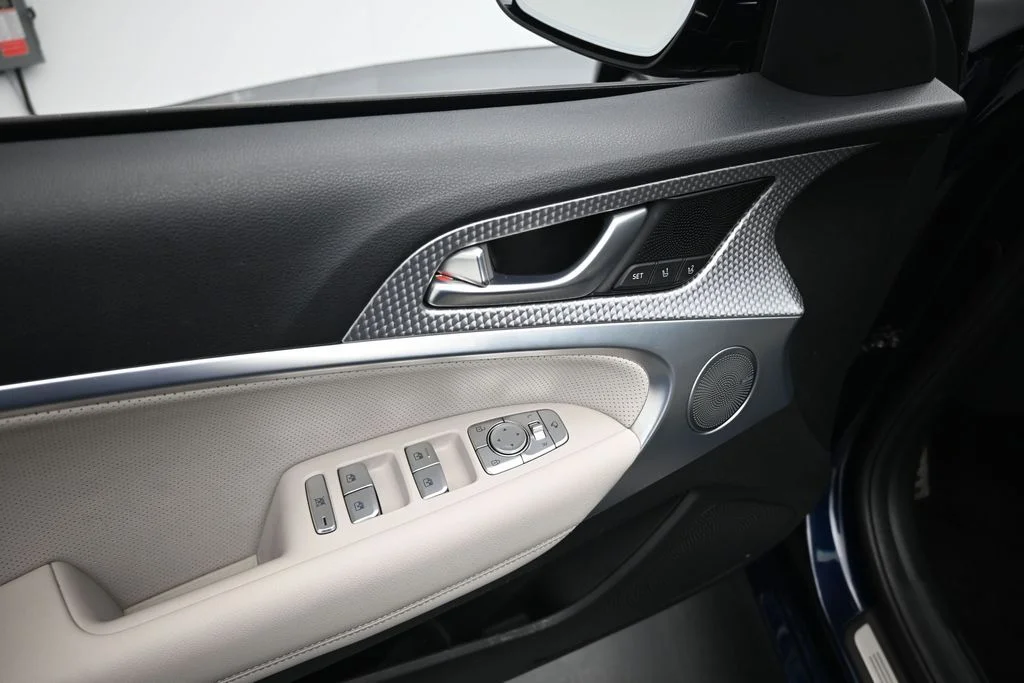 Used 2023 Blue Genesis 3.3T image 12