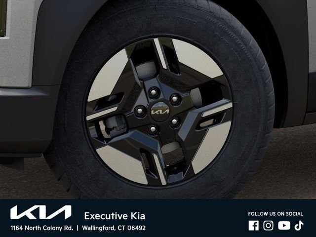 New 2027 Silver Kia LX image 9