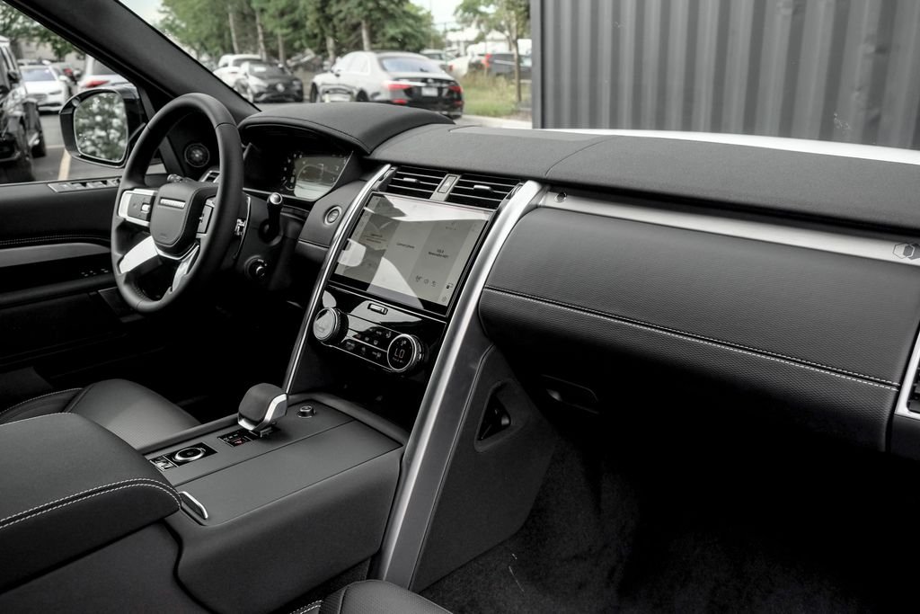 2026 Land Rover Discovery Gemini Edition - Photo 22