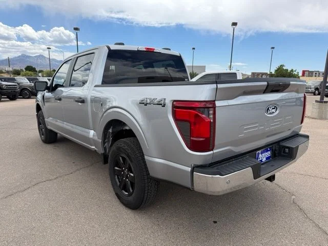 Used 2025 Silver Ford XL image 7
