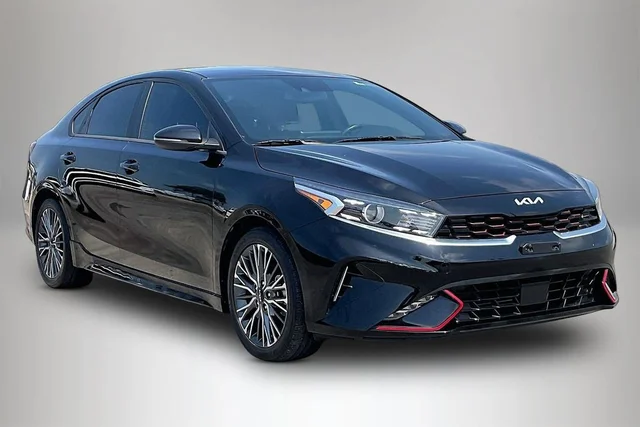 2022 Kia Forte GT-Line